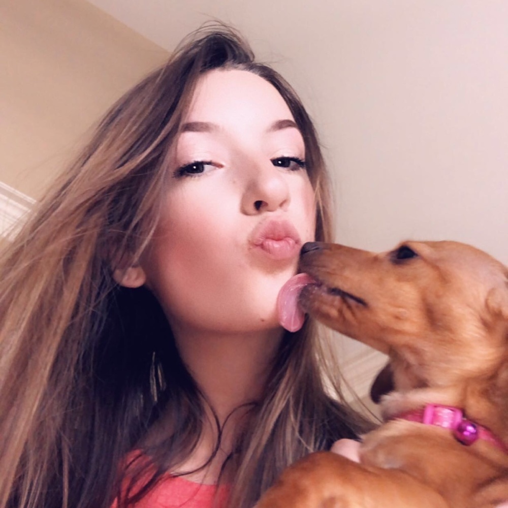 Meet your Posher, Alaina